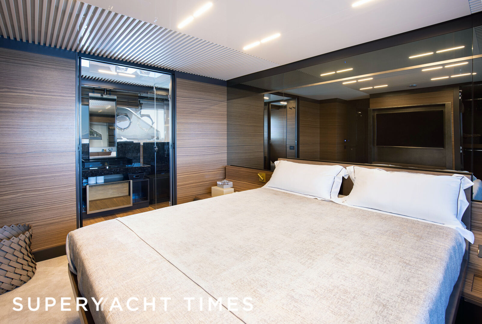 L'Opera yacht stateroom 