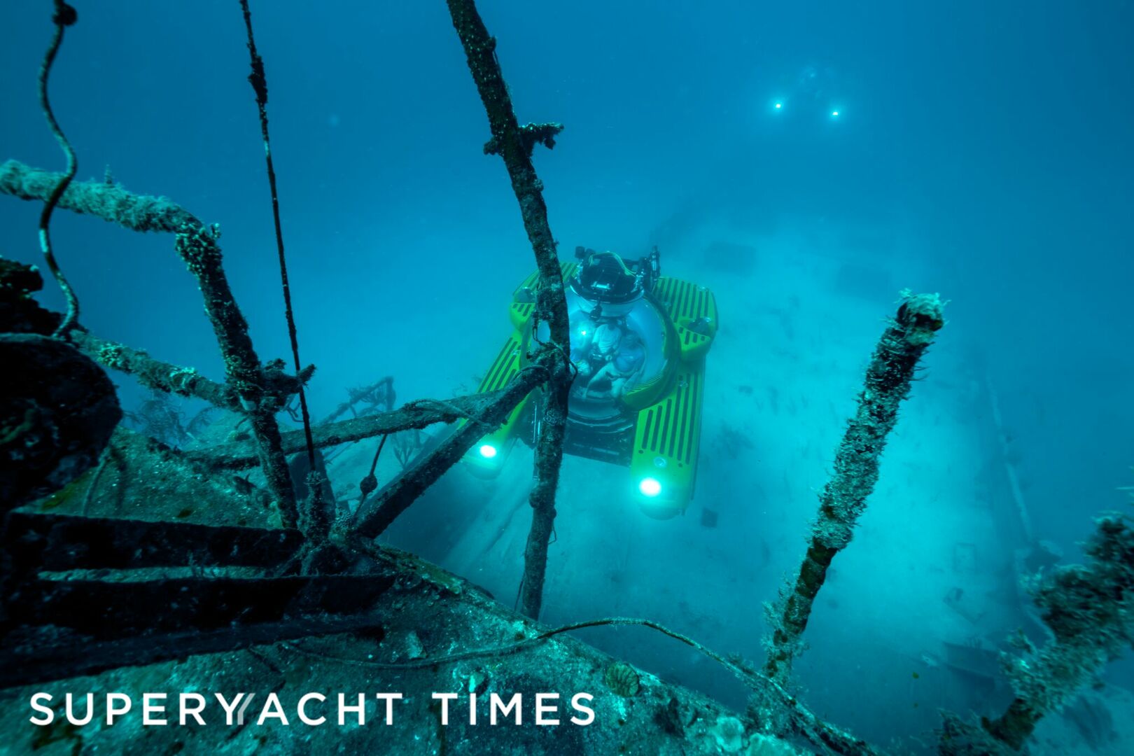 Triton submarine exploring wreck 