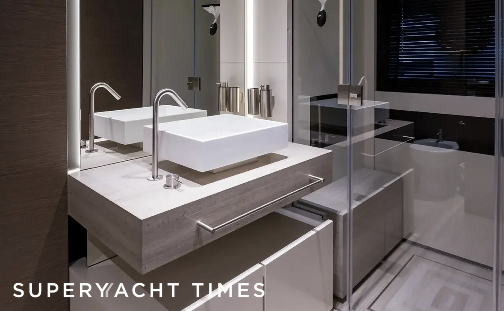 Gioia yacht bathroom 