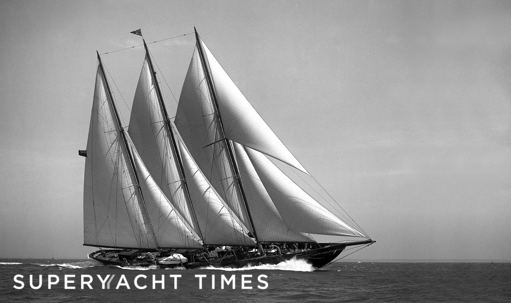 Creole yacht sailing