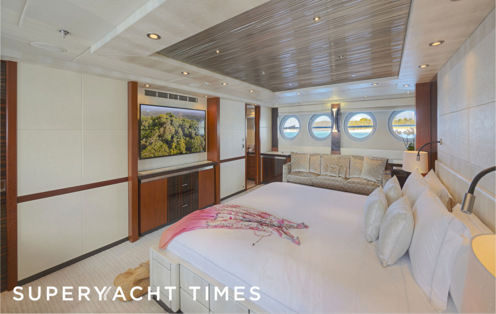 Grey Matters stateroom