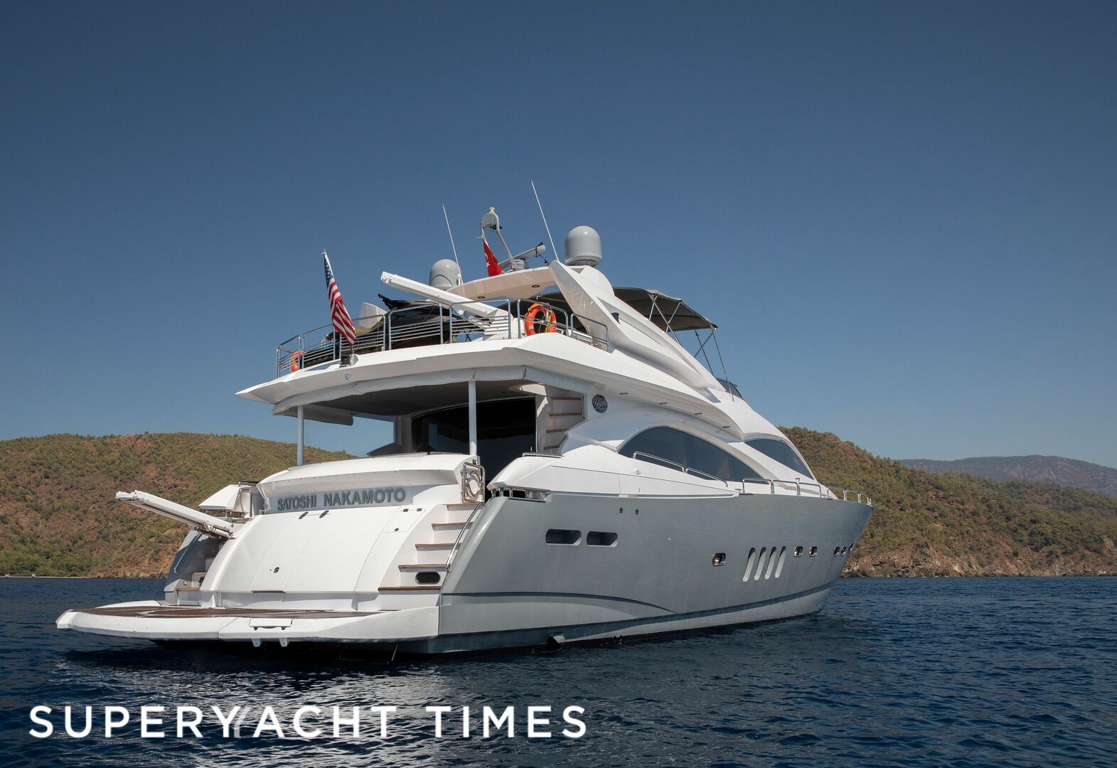 28m Sunseeker motor yacht Satoshi Nakamoto for sale