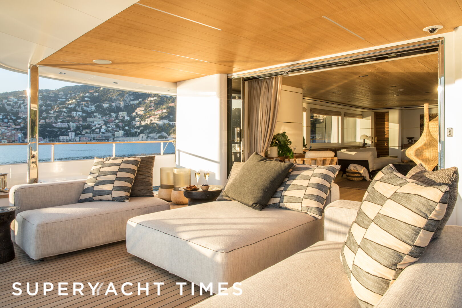 34m CdM motor yacht Mimi La Sardine for sale