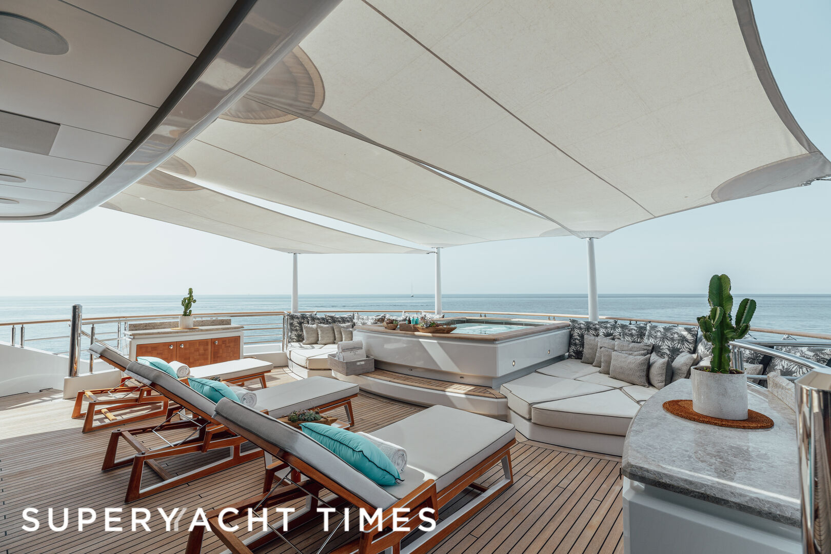 Cloud 9 yacht aft deck