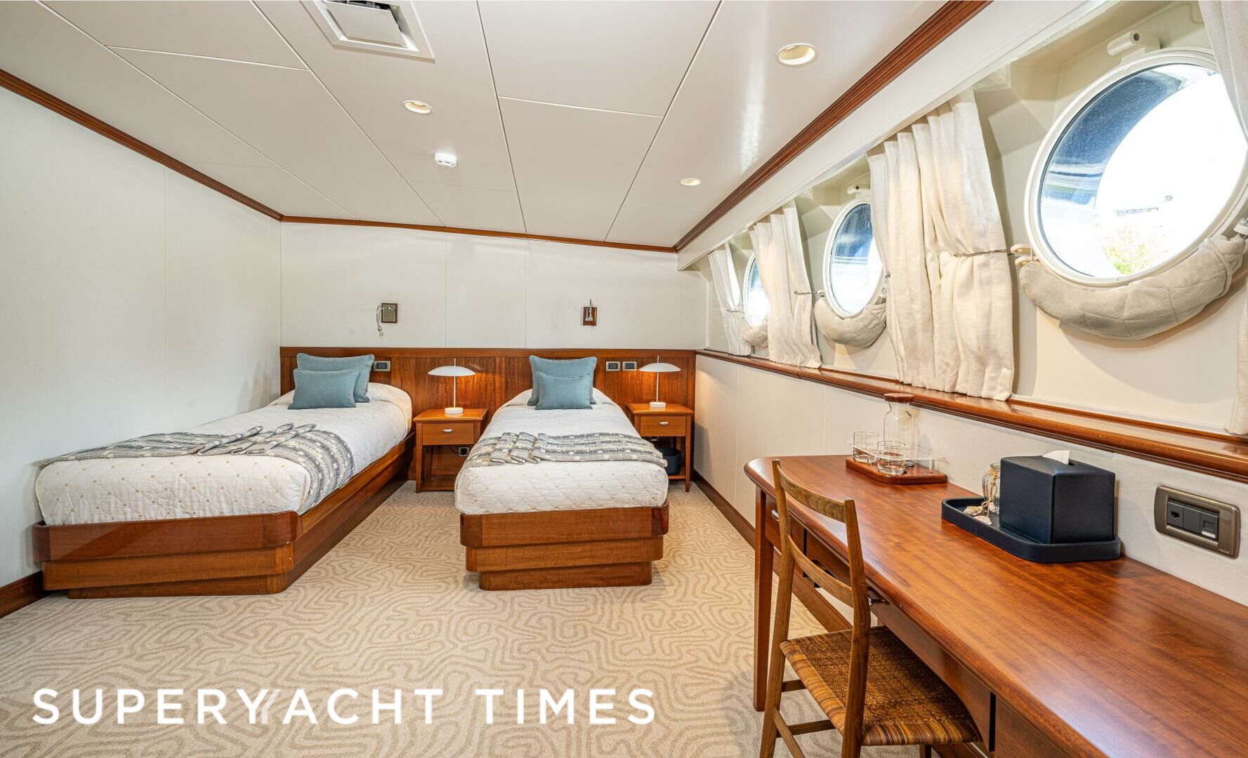 Asteria yacht stateroom