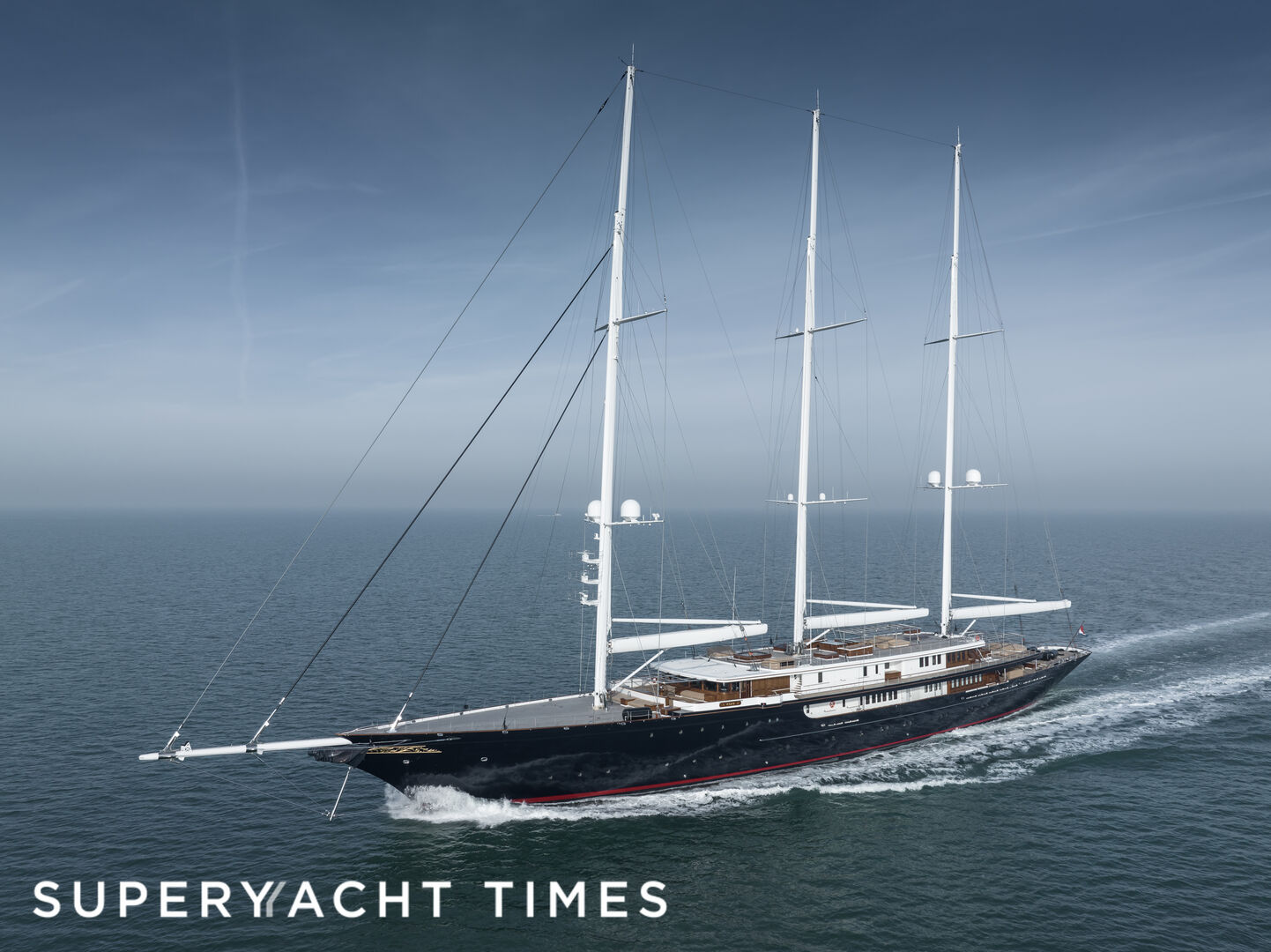 Video 127m Oceanco Y721 superyacht Koru on sea trials