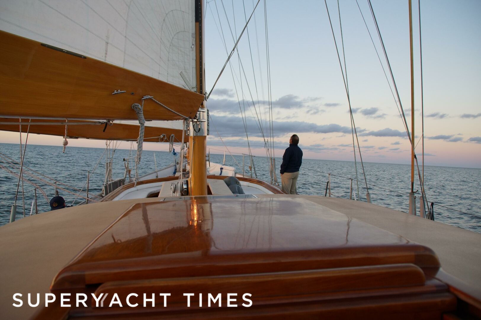 Summerwind yacht deck