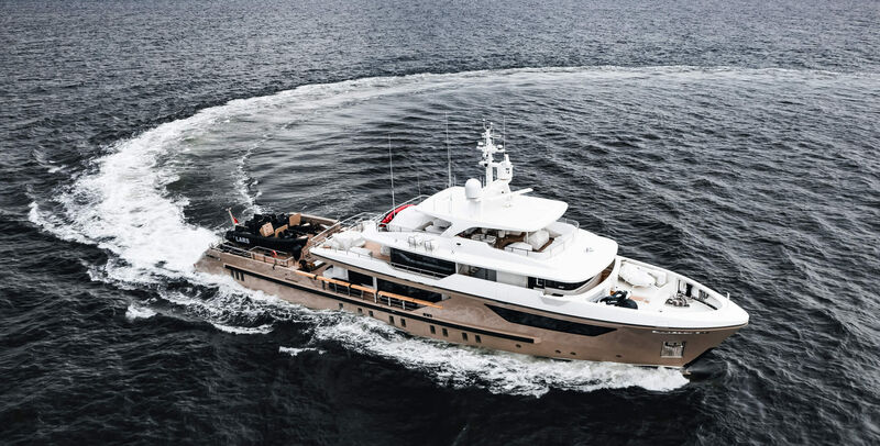 47m Sanlorenzo superyacht Lars for sale