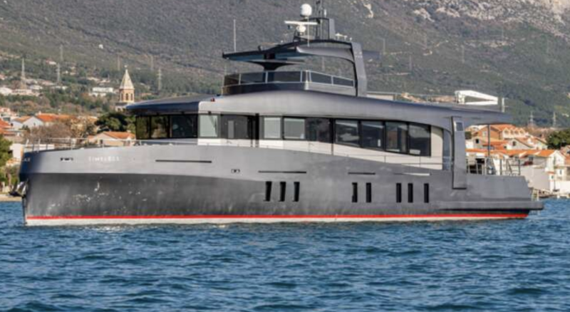 Timeless Yacht 