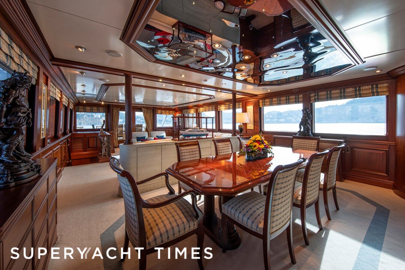 Monaco yacht dining table 
