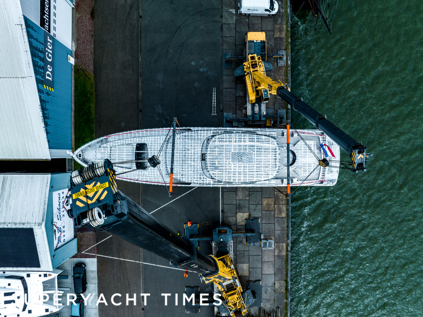 Seventh Mulder ThirtySix yacht hull launched
