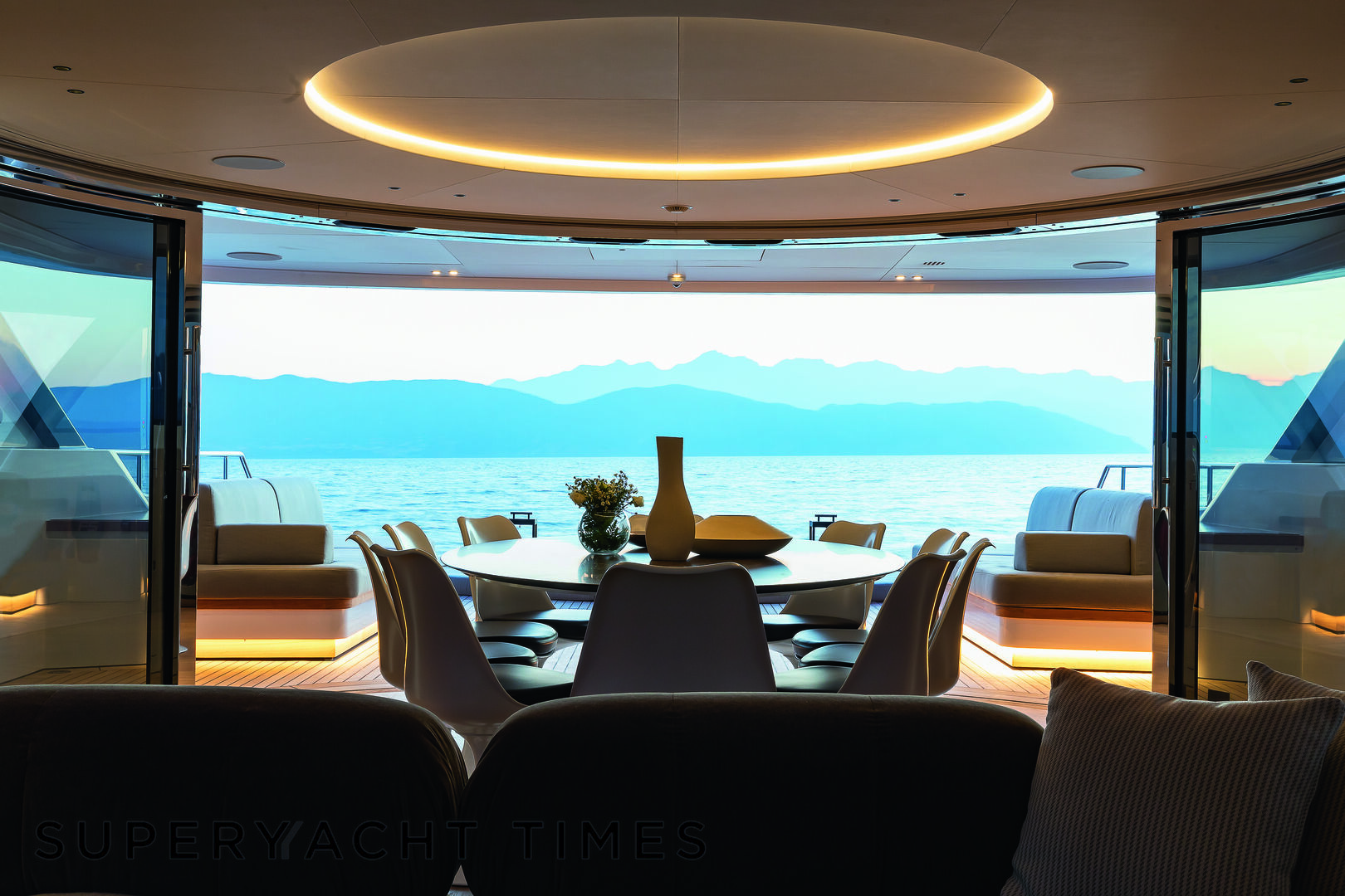 Unknown yacht dining