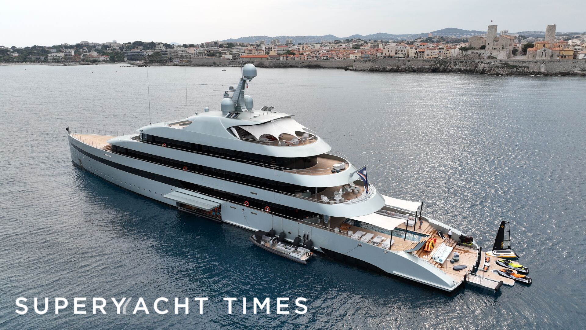 superyacht savannah owner