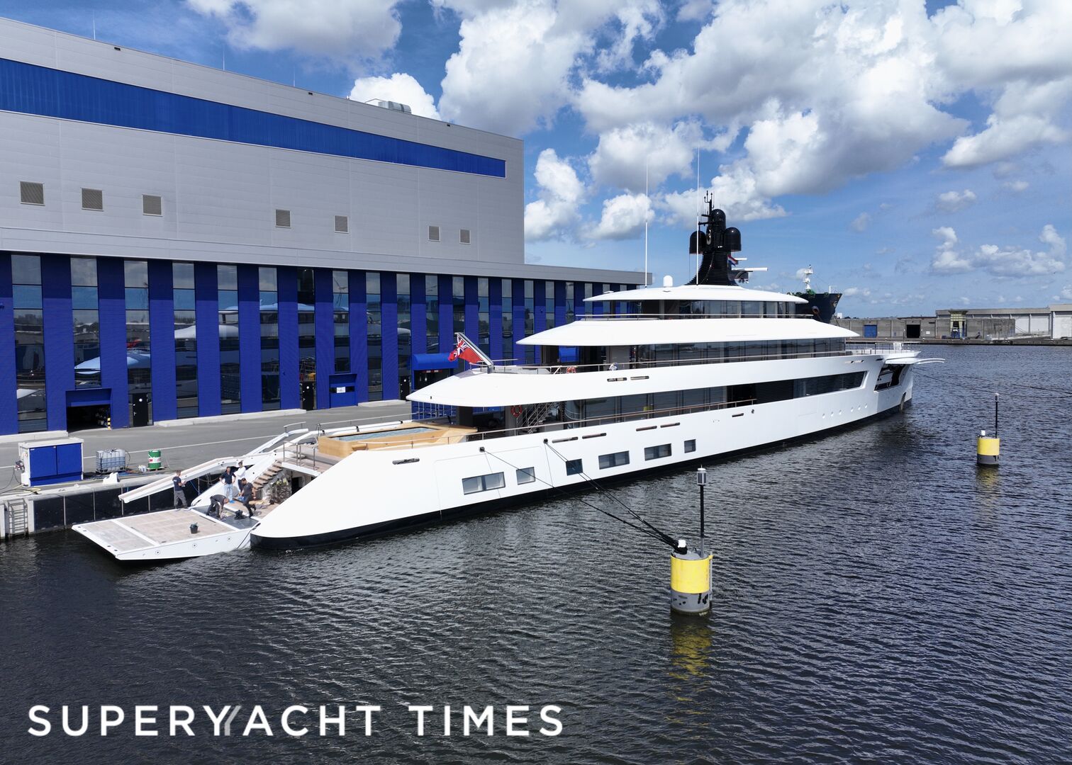 In Pictures: Superyachts Pi and Feadship 823 in Amsterdam
