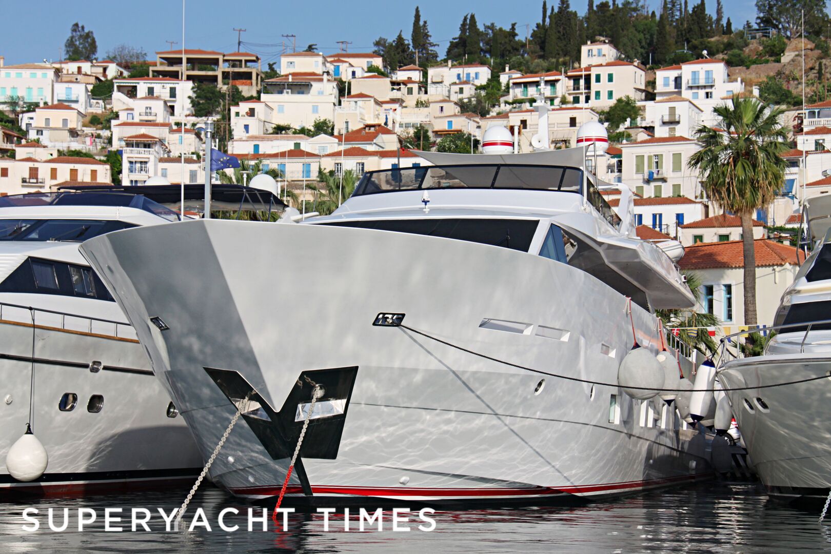 Aurora in Poros 