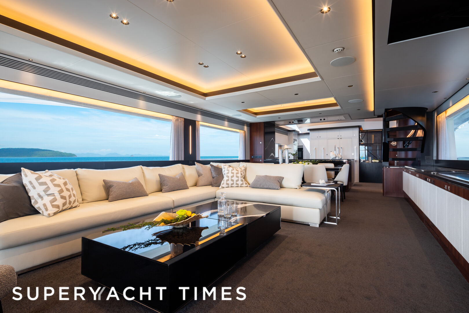 A closer look onboard the custom 38m Horizon RP125 motor yacht Vin Xan