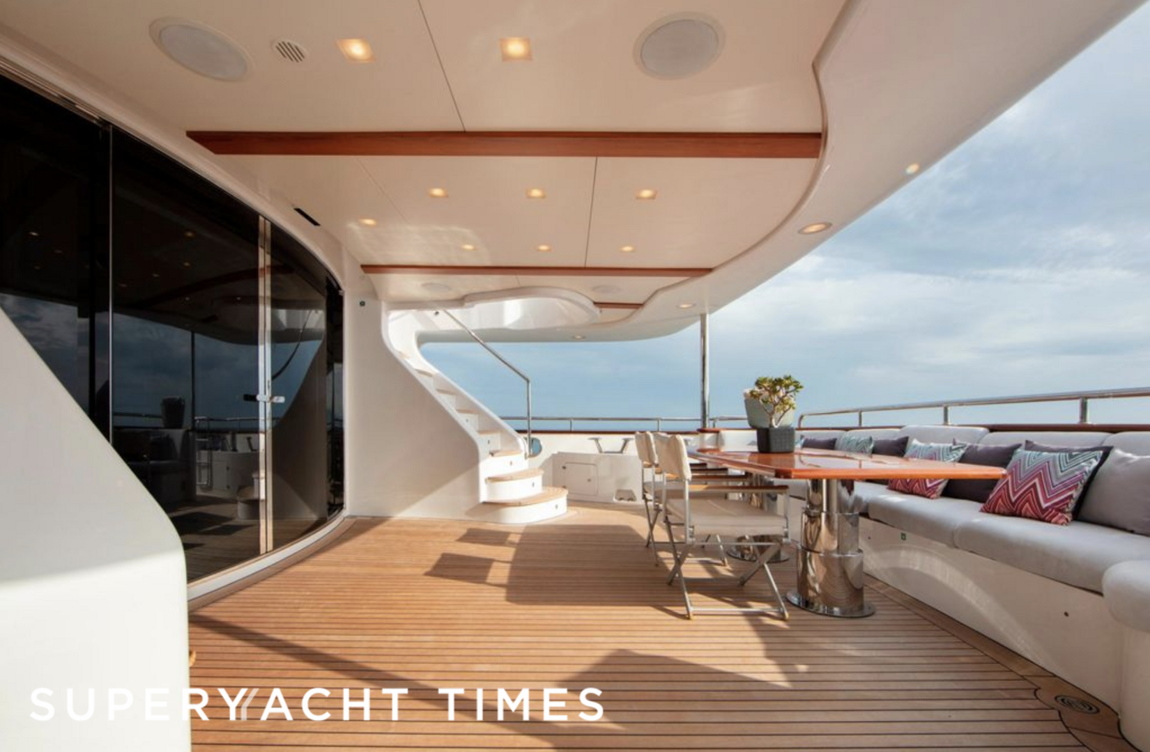 Retriever yacht deck