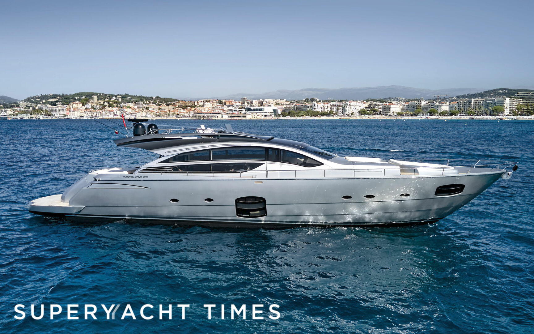 25m Pershing 82 motor yacht for sale