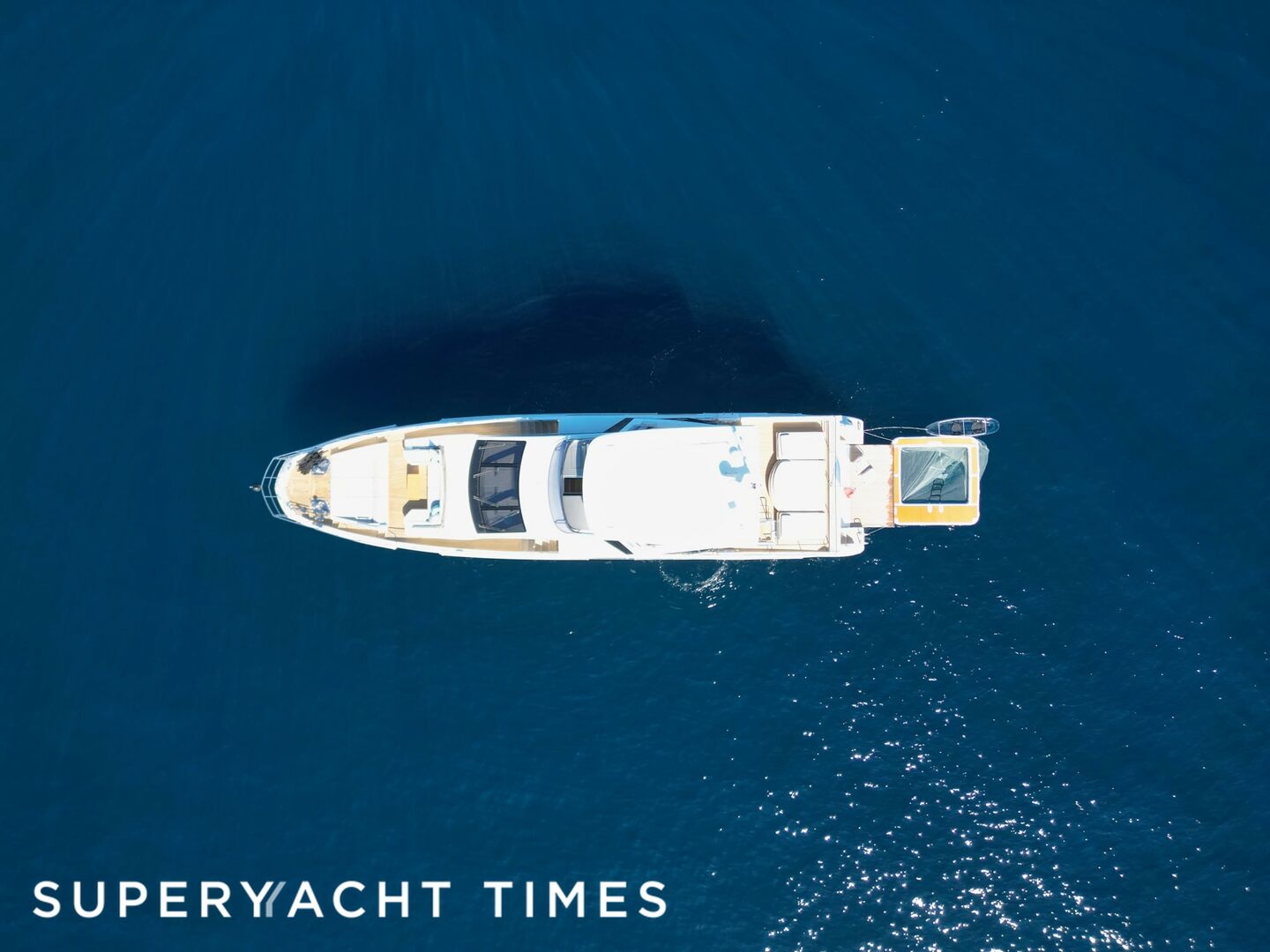 Azimut Grande 27/12 yacht aerial