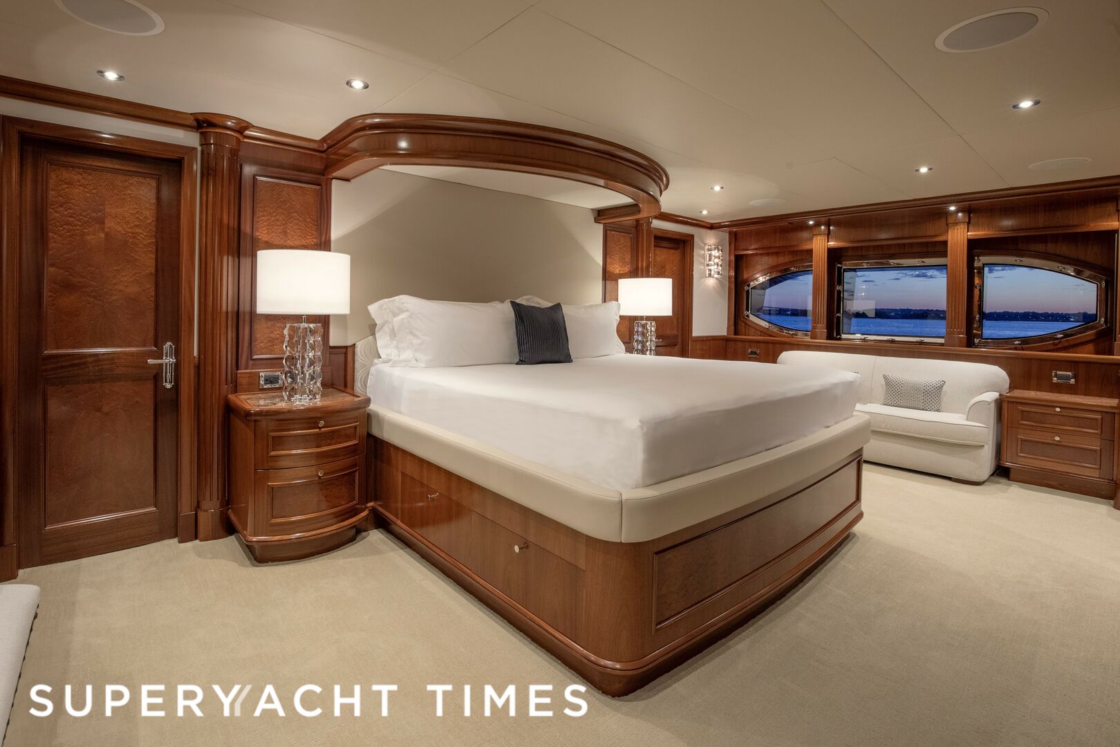 Richmond 43m motor yacht Calliope for sale