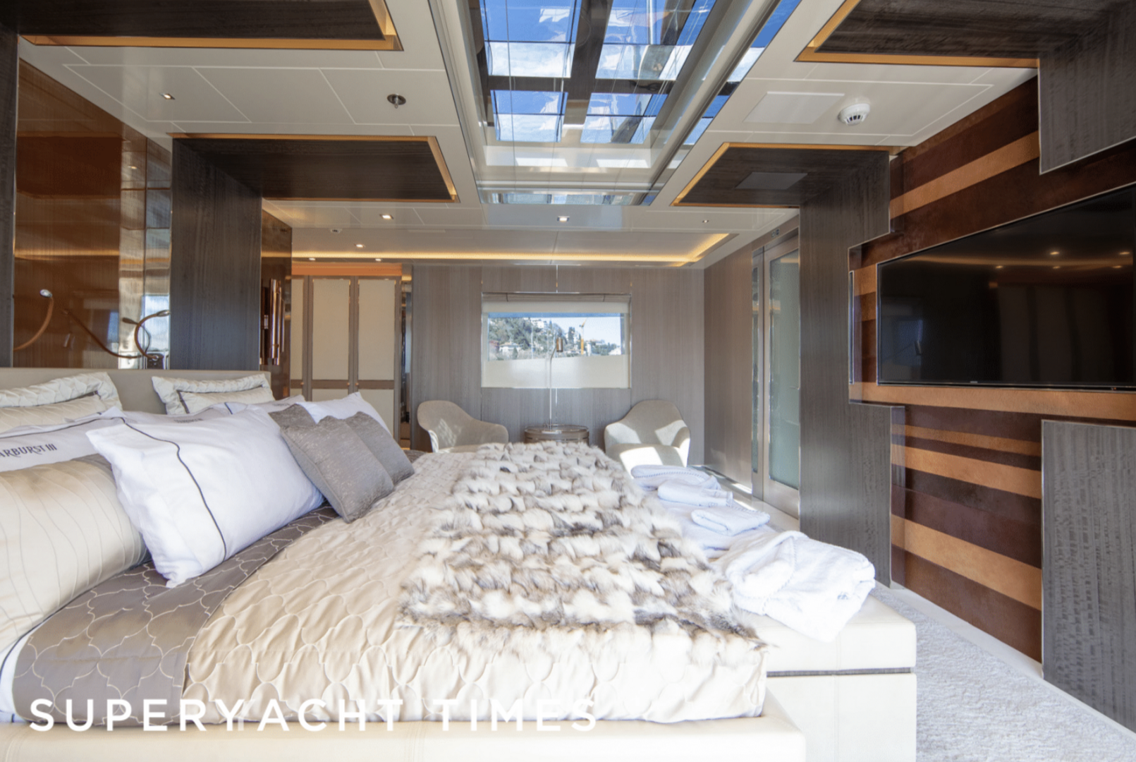 Starburst III yacht stateroom
