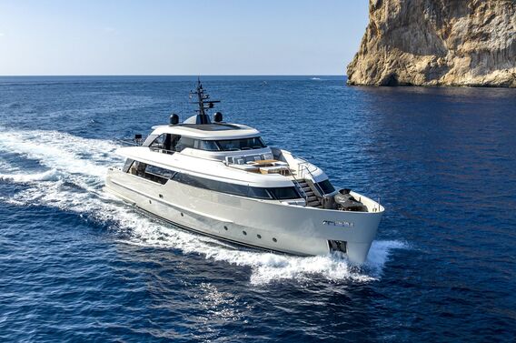 ザザゼーン 29m Sanlorenzo SD96 motor yacht Sahasa for sale