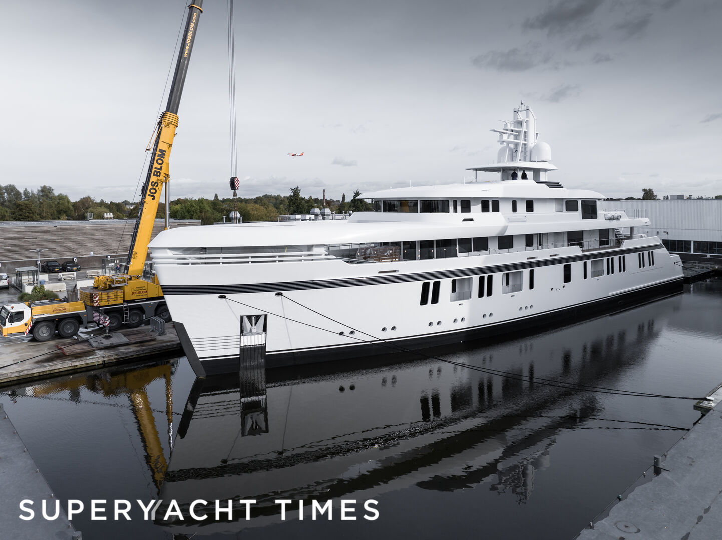 Feadship 711 yacht launch