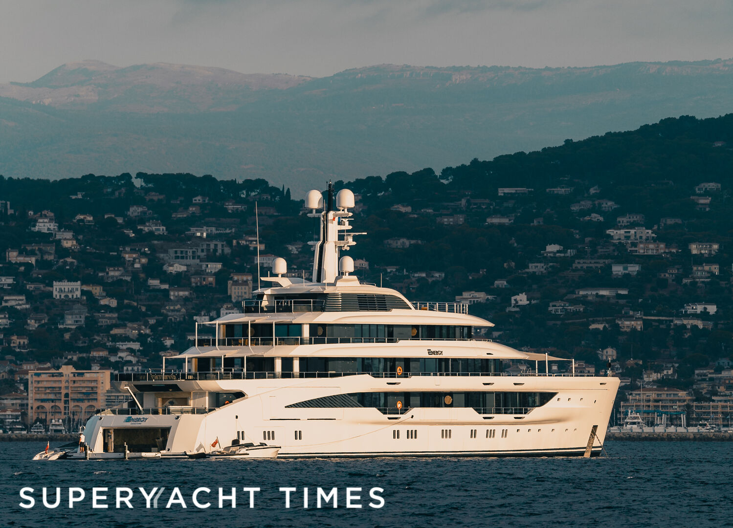 78m superyacht Energy in Golfe Juan