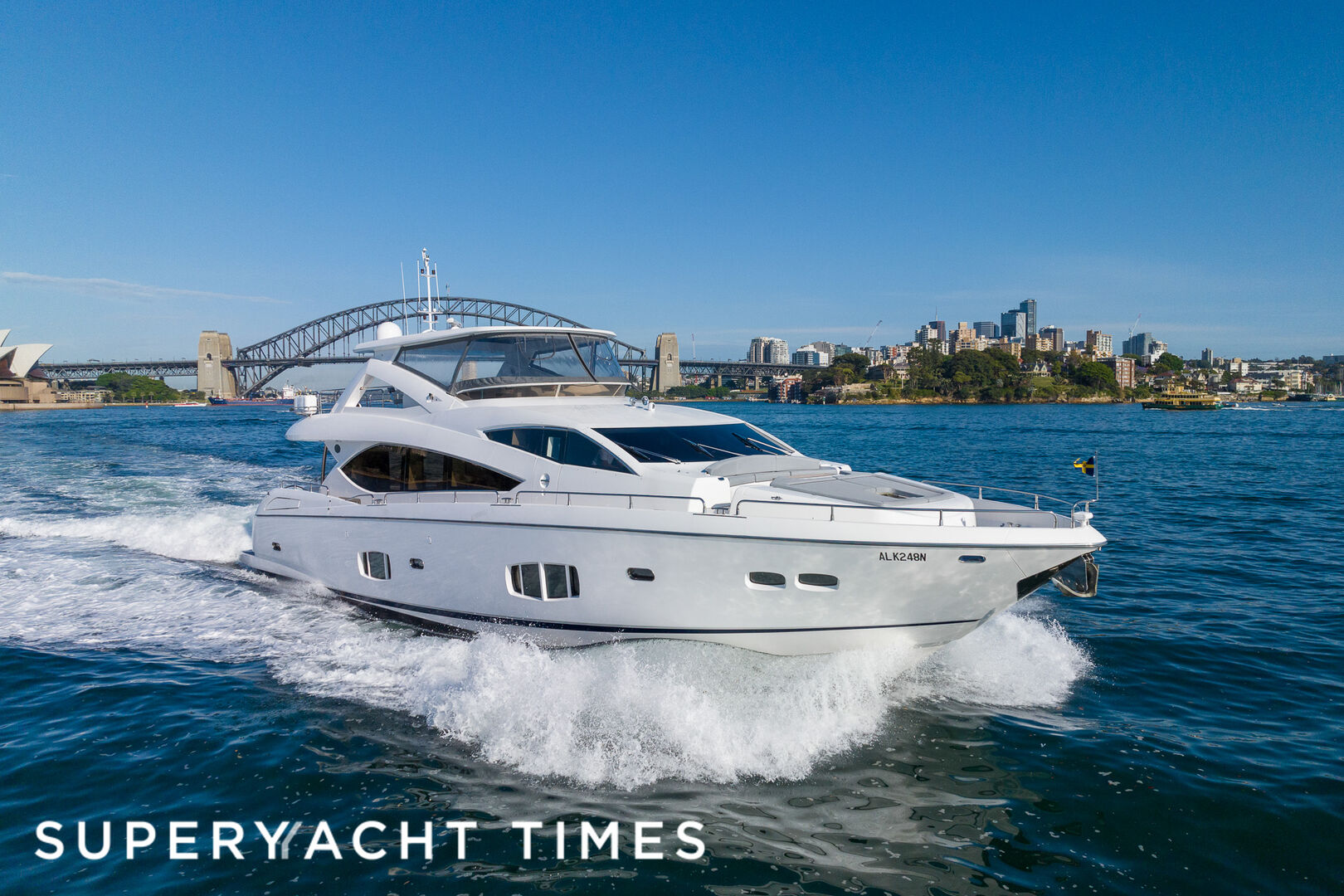 Sydney yacht | 26.3m Sunseeker 2009