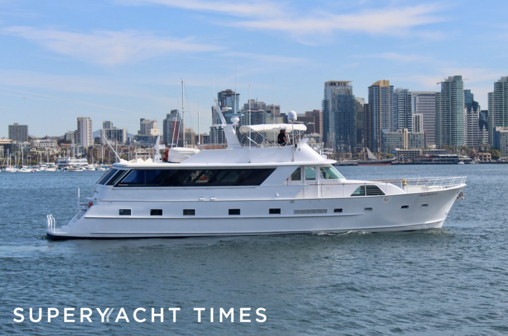 24m Broward motor yacht Sunset Rendezvous for sale