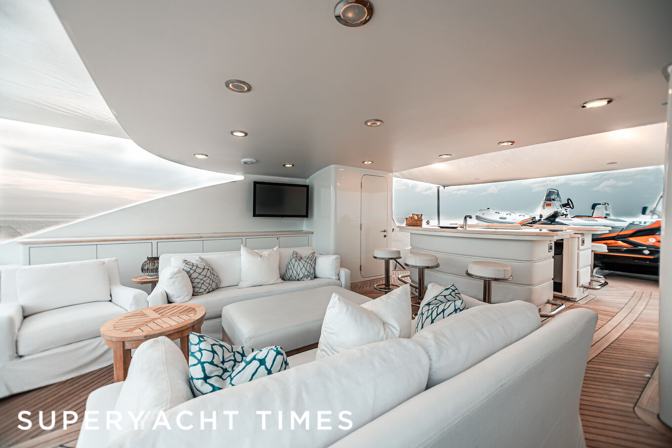 48m Trinity motor yacht Mirabella for sale