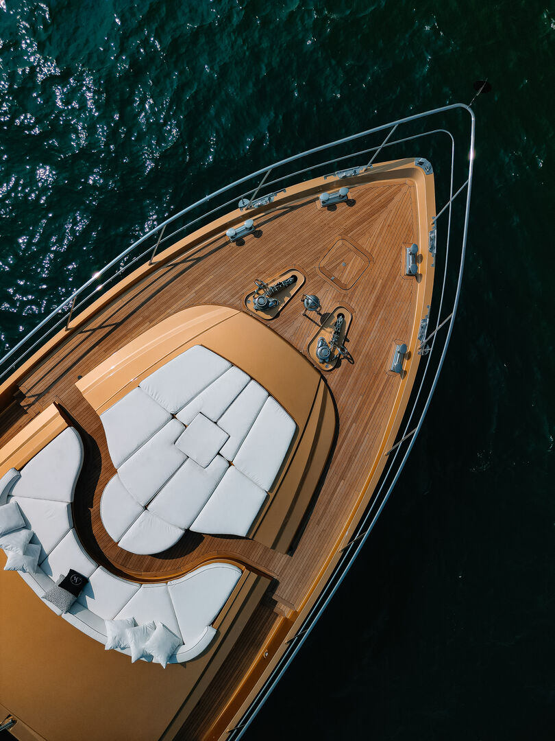 AK Royalty yacht aerial