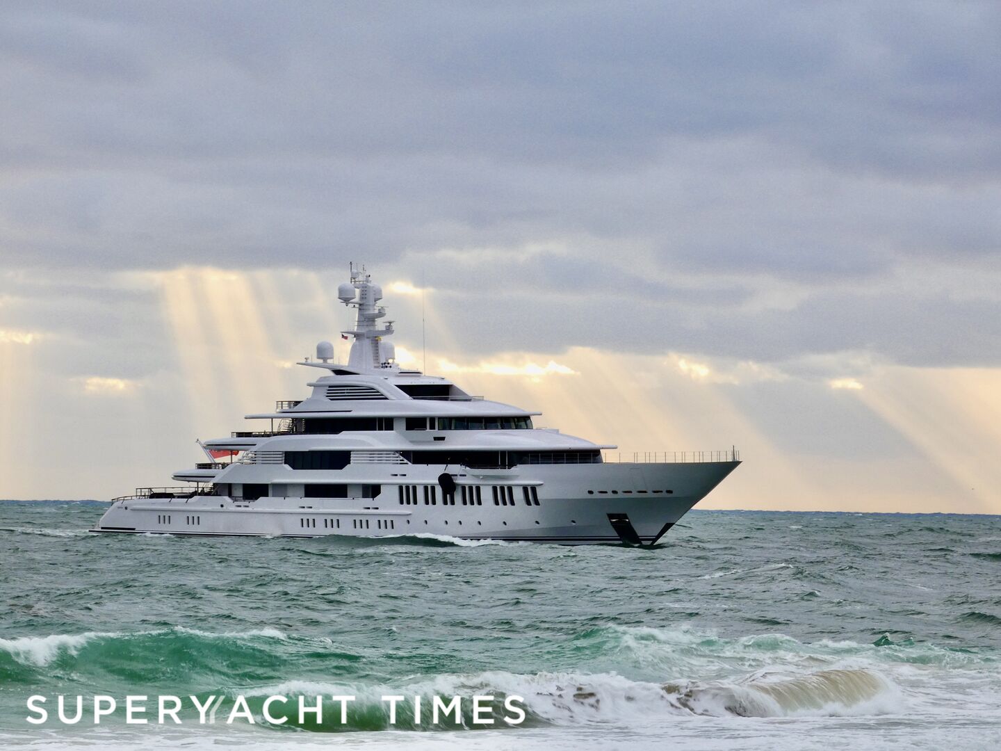 Samsara yacht in Florida