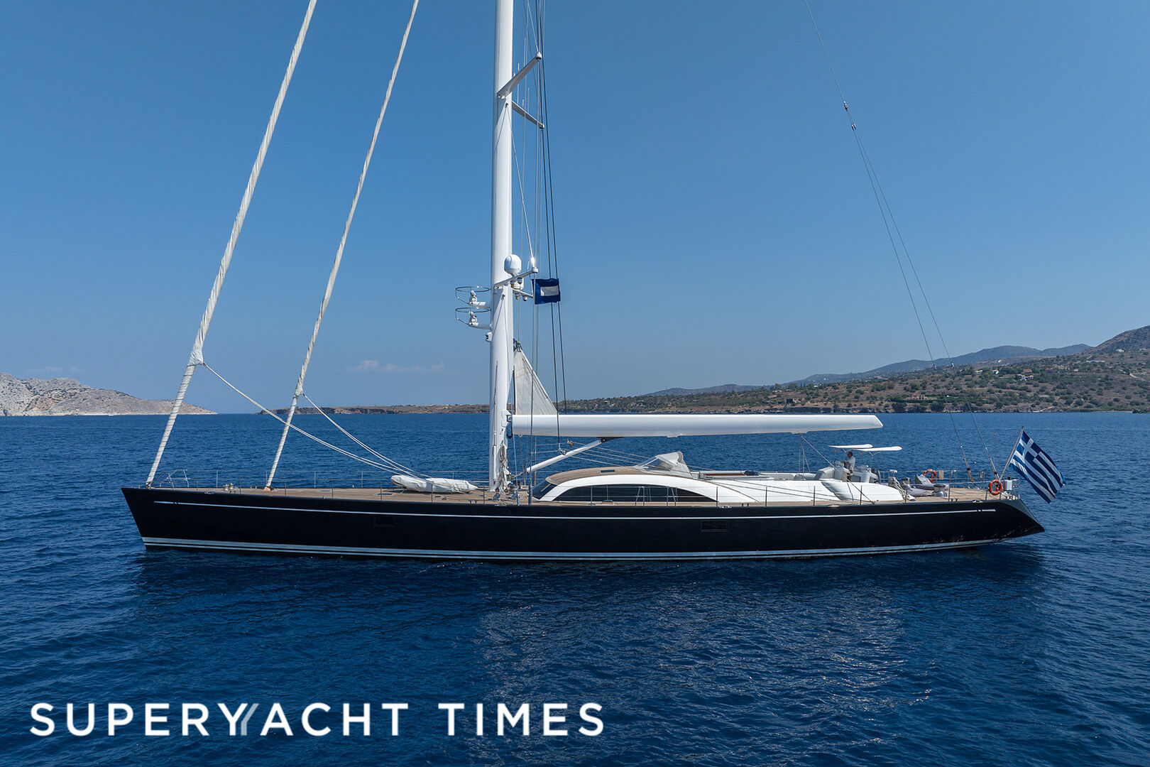 Aristarchos yacht cruising