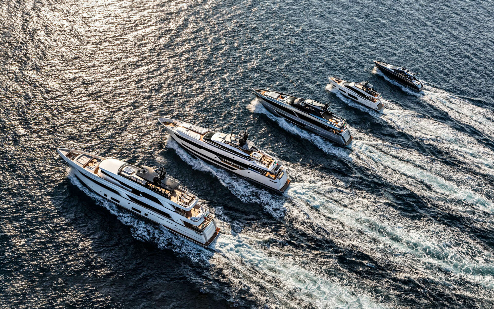 MennYacht Group Yacht Services