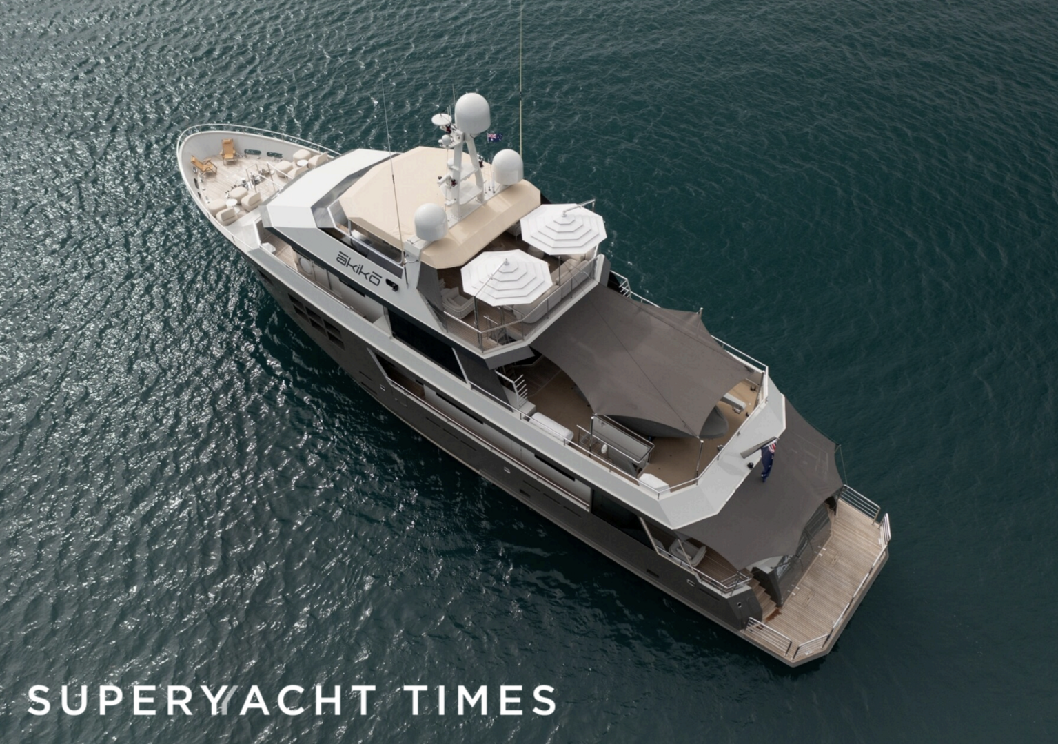 34m Alloy explorer yacht Akiko sold