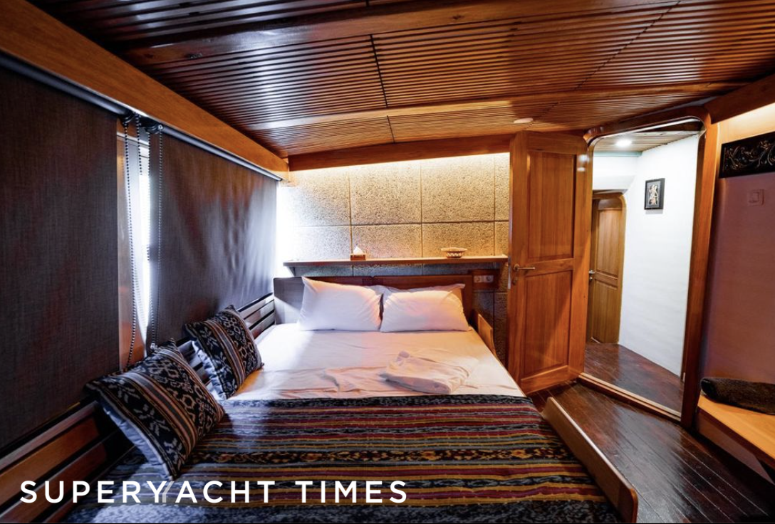 Sehat Elona yacht stateroom