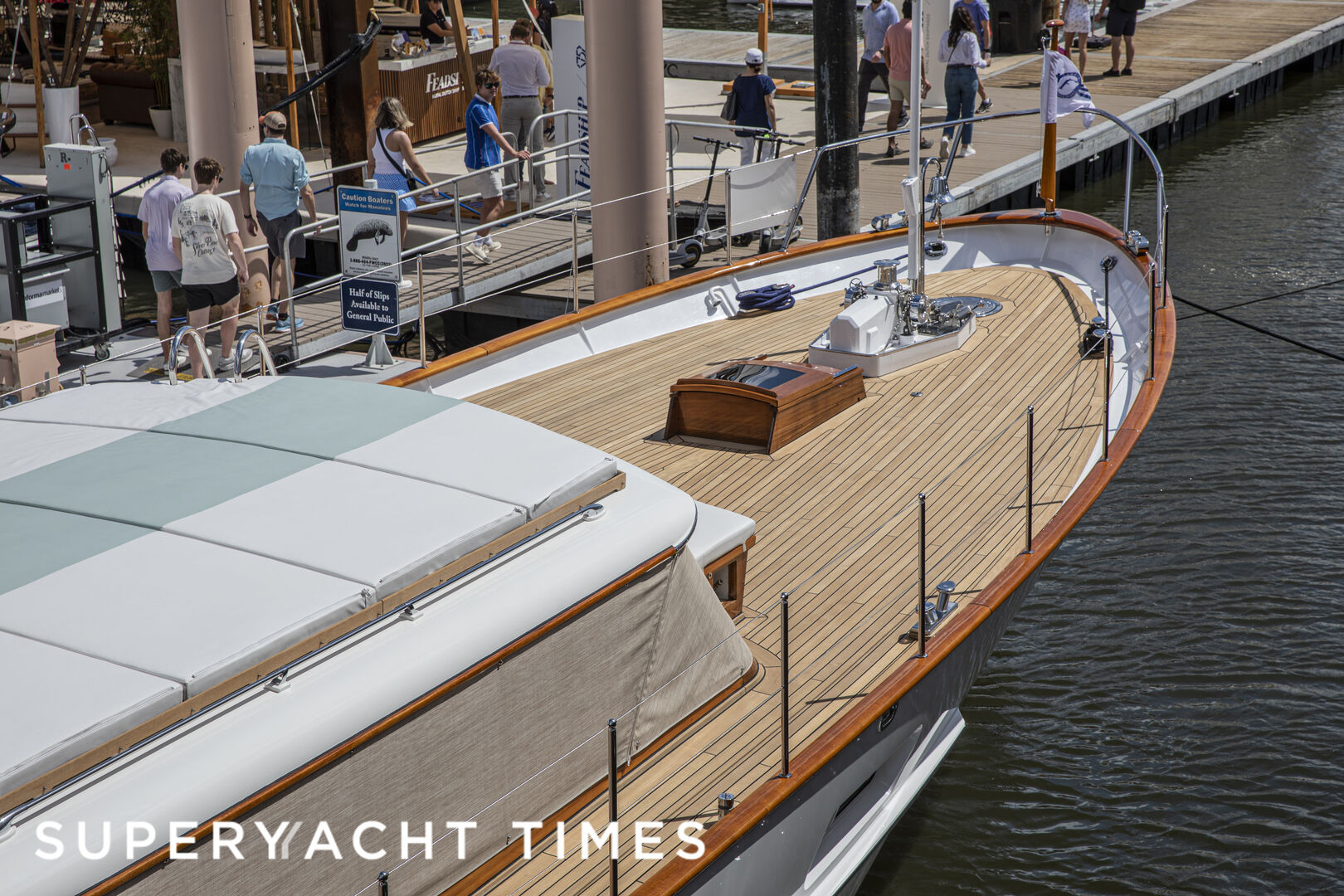 Serena yacht aerial