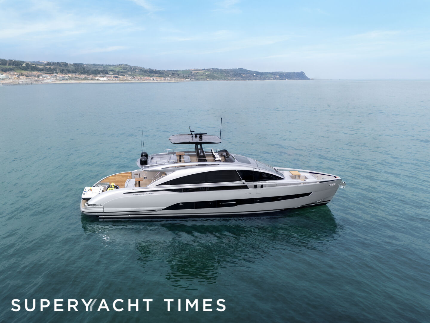 Pershing GTX80/01 yacht launch