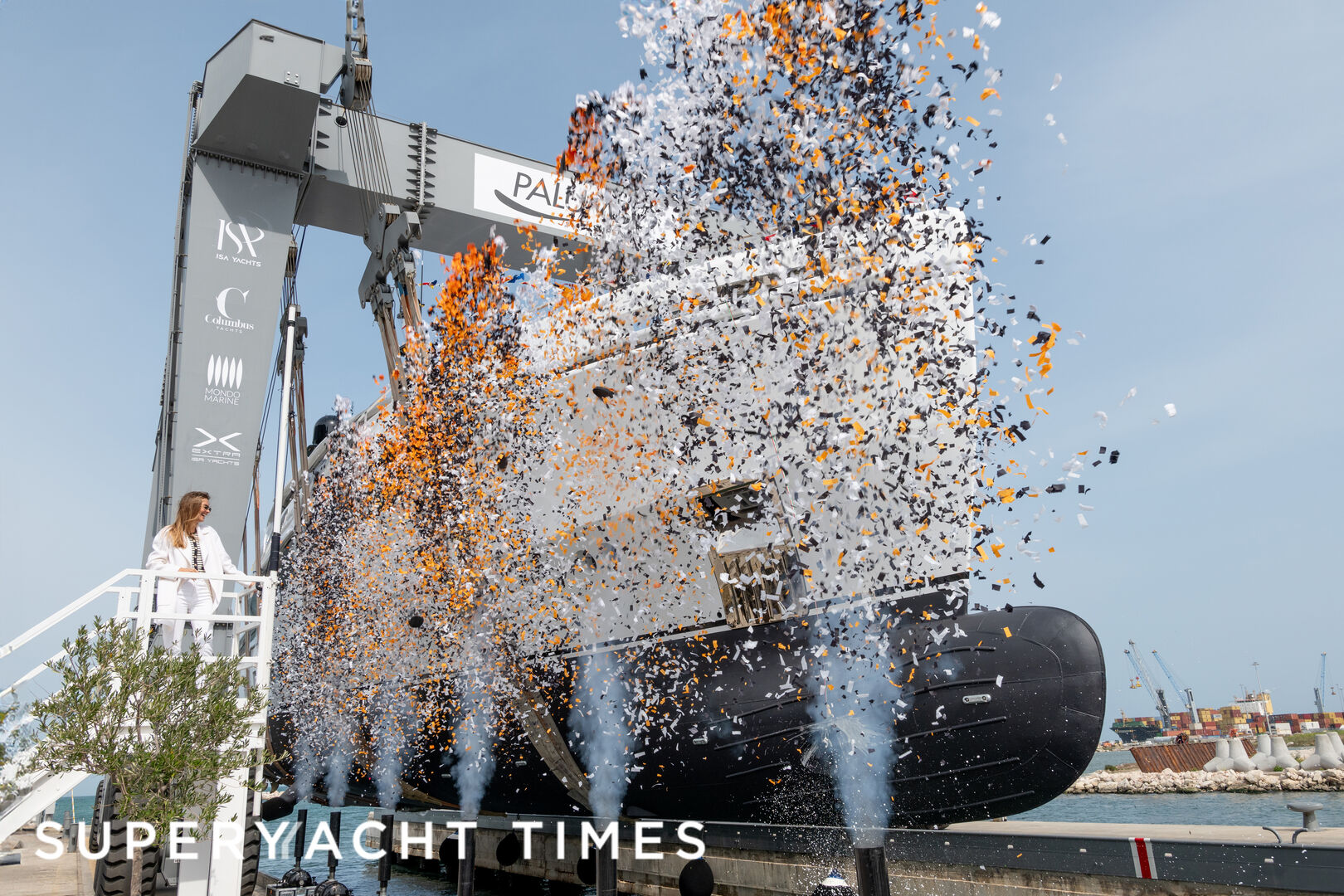 Video: First Columbus Atlantique 43M superyacht Night Fury II launched - Vimarsana News