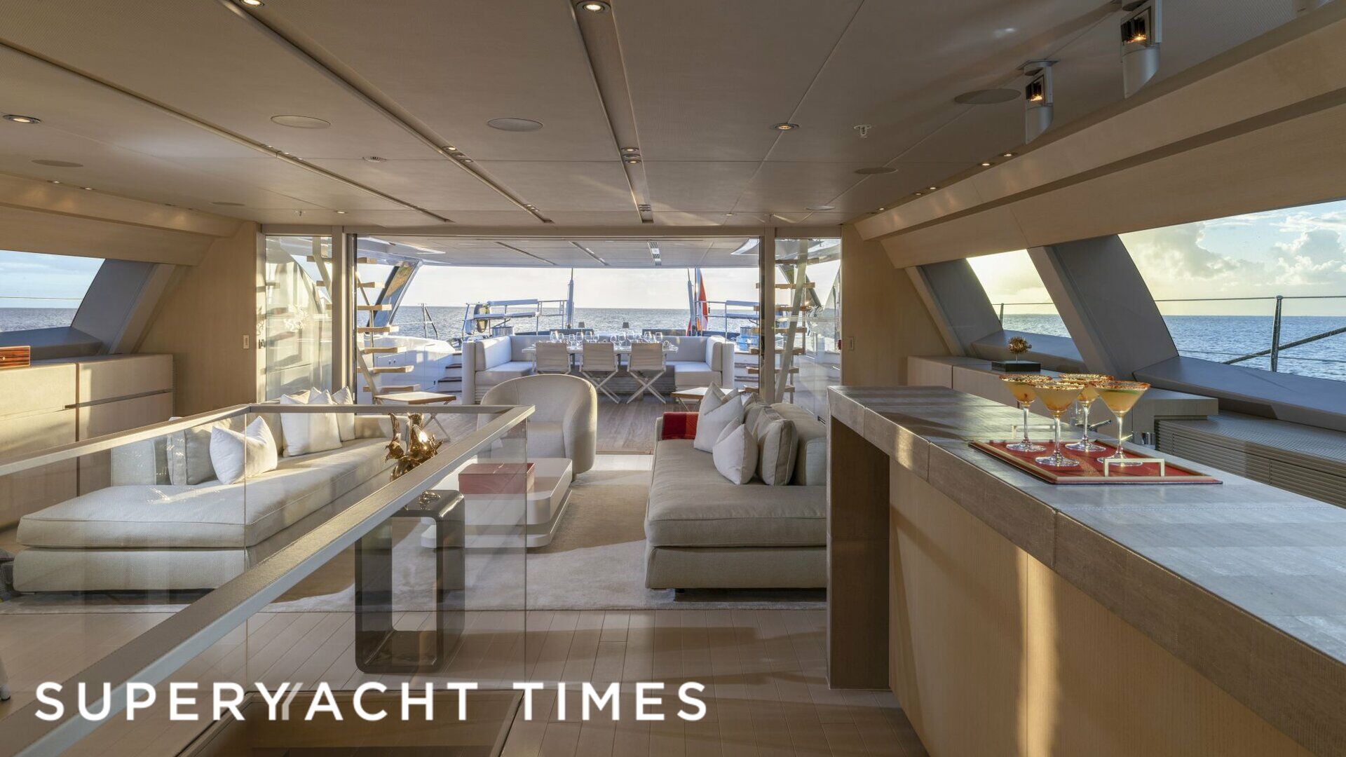 Red Dragon yacht saloon