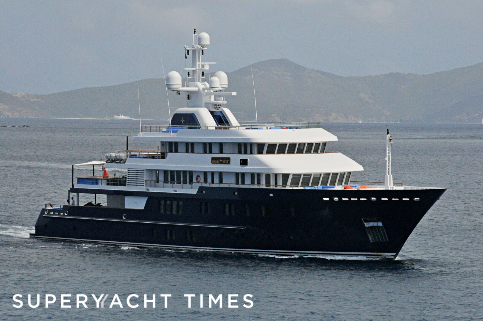 Polar Star in the Caribbean 