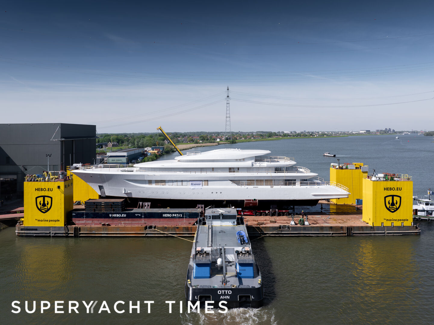 YACHAT AND BOAT SAILING & ARCHITECTURE帆船 72m Feadship superyacht Project 827 seen for the first time