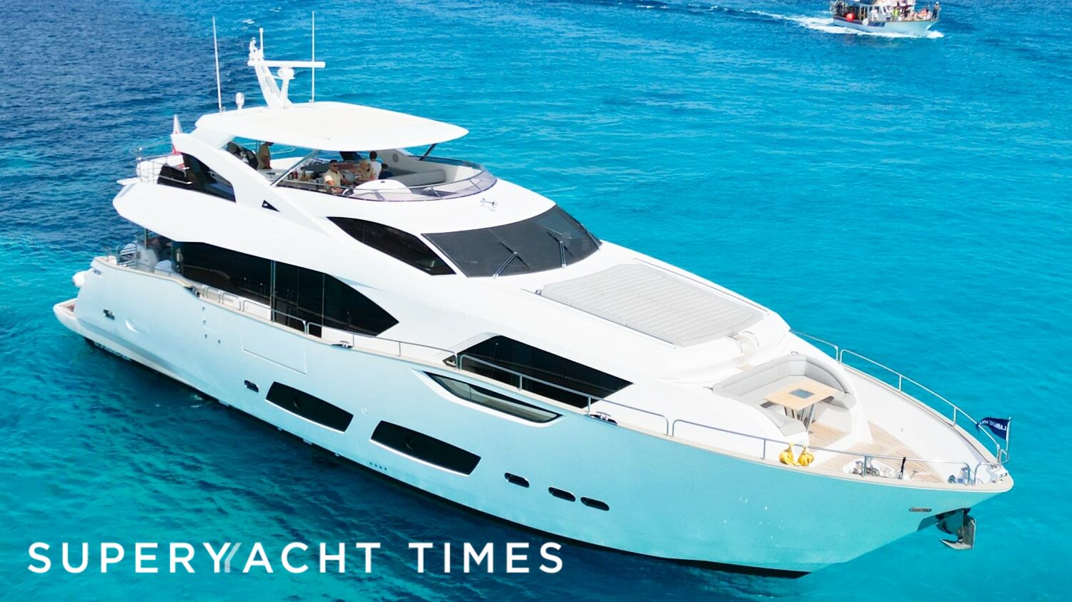28m Sunseeker 95 motor yacht Larianne Mae sold in-house