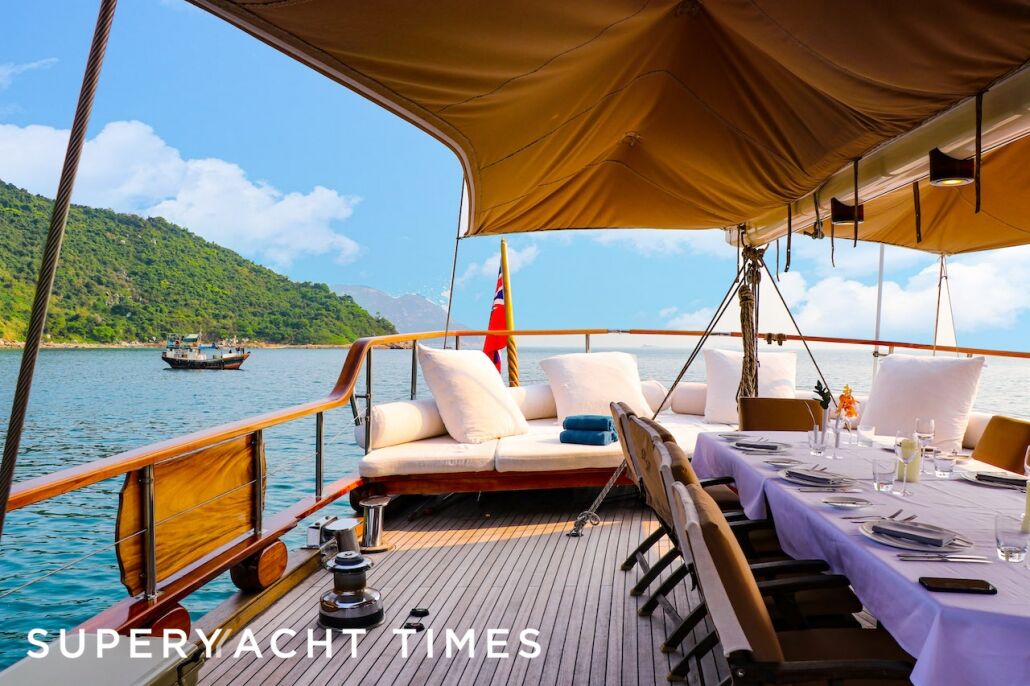 Lady Lorraine yacht deck