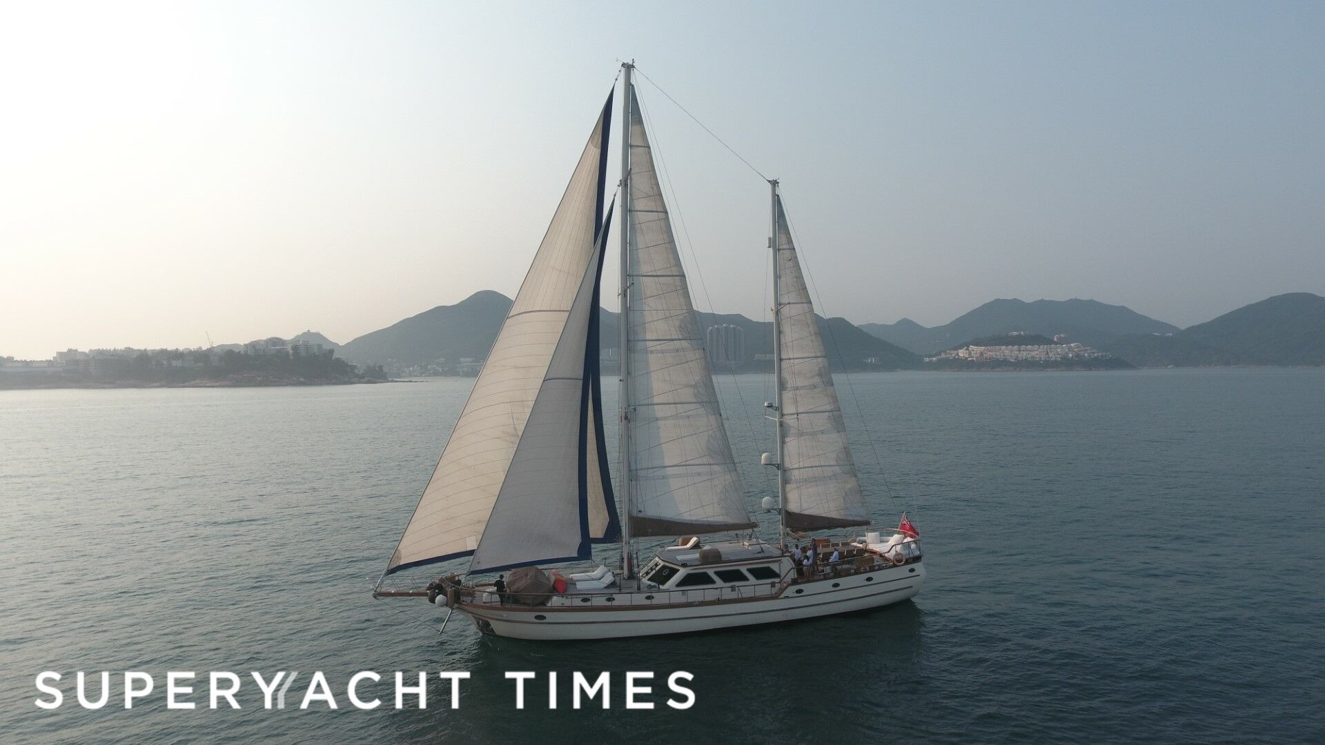 Lady Lorraine yacht cruising