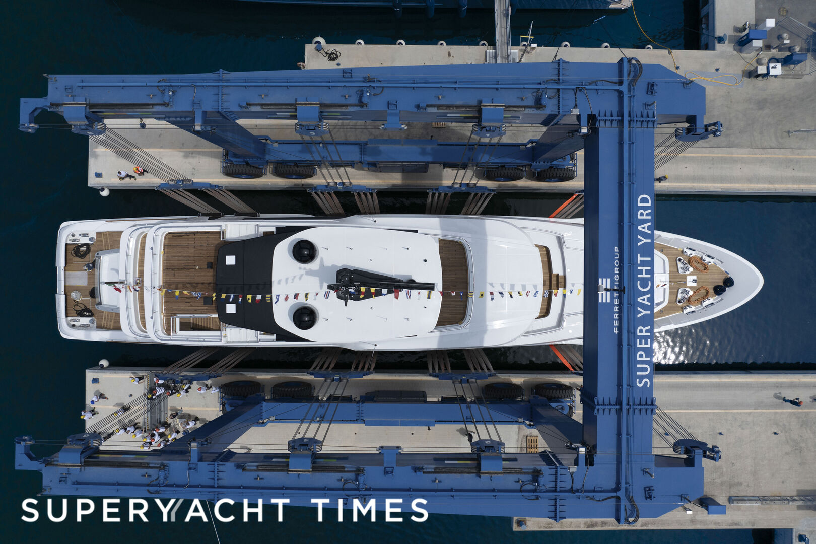 First 50m aluminium Custom Line 50 superyacht Asante launched