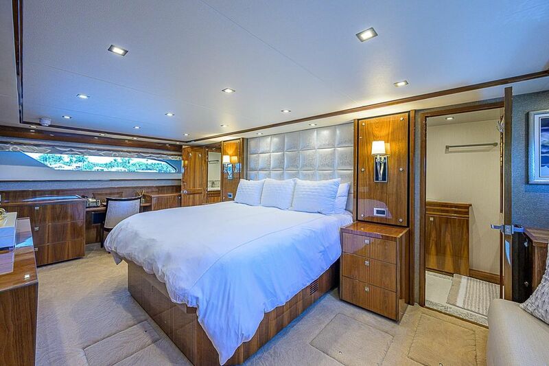 Bella Yacht 
