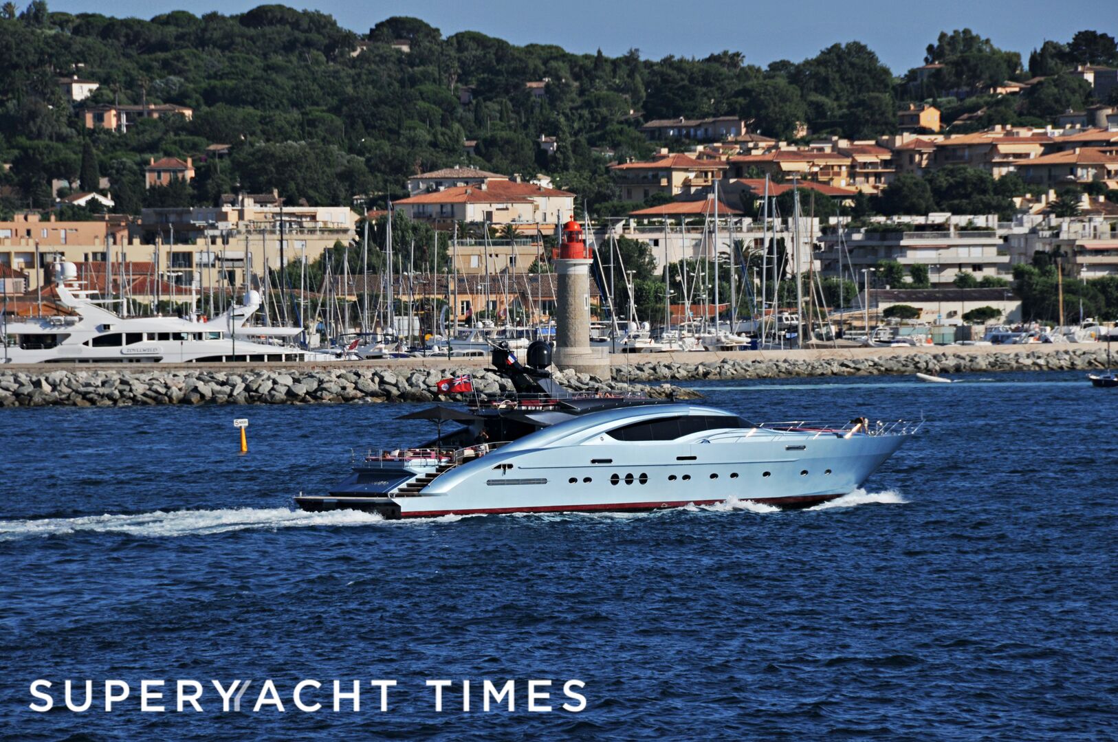 Waverunner cruisng off Saint-Tropez 