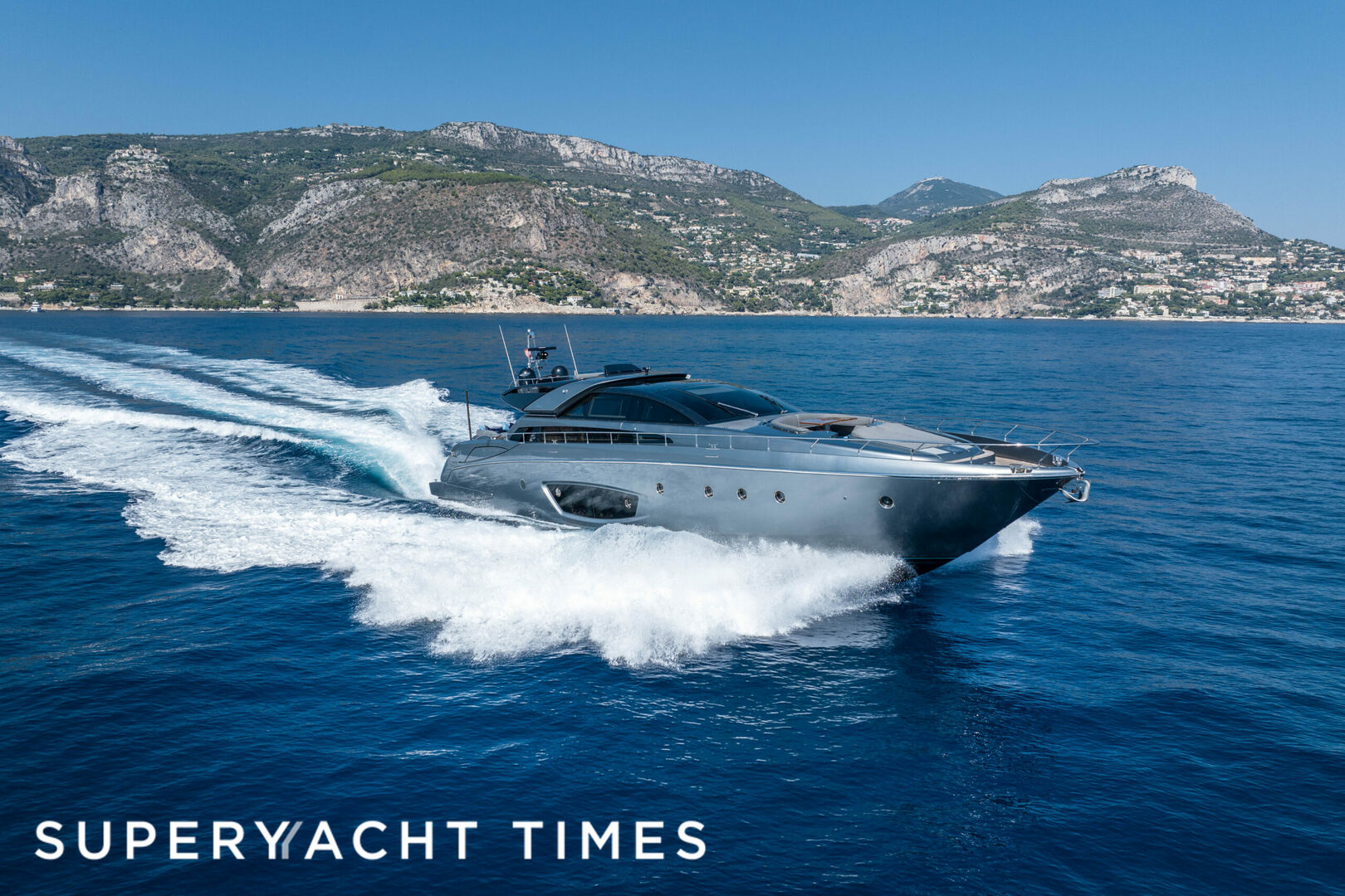 Silver Breeze yacht | 26.4m Riva S.p.A. 2010